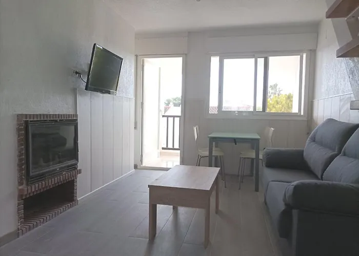Apartamento Con Terraza Privada Y Piscinas
